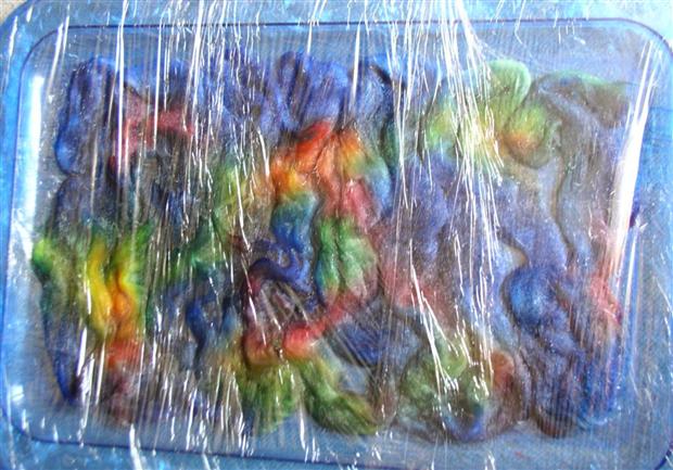 Space-dyeing nylon