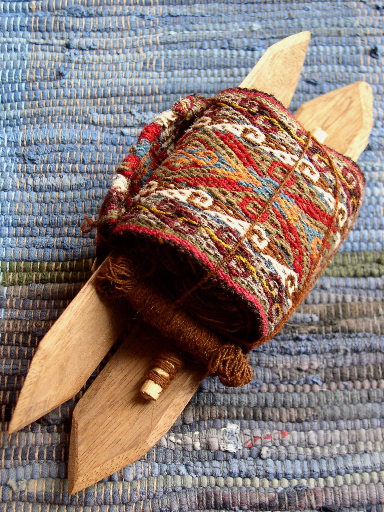 Peruvian loom, rolled