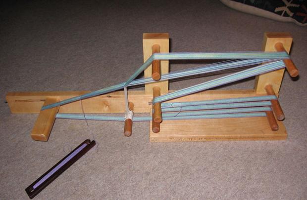 Inkle weaving