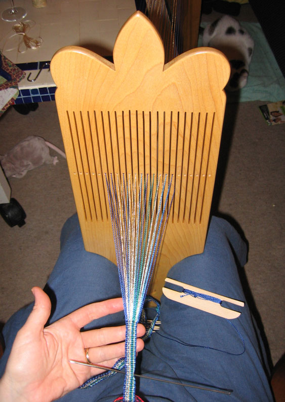 Paddle loom weaving