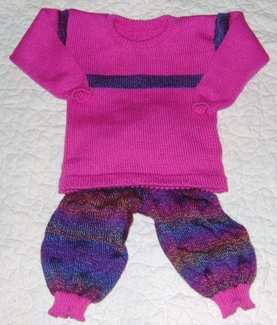 Eva's knit outfit